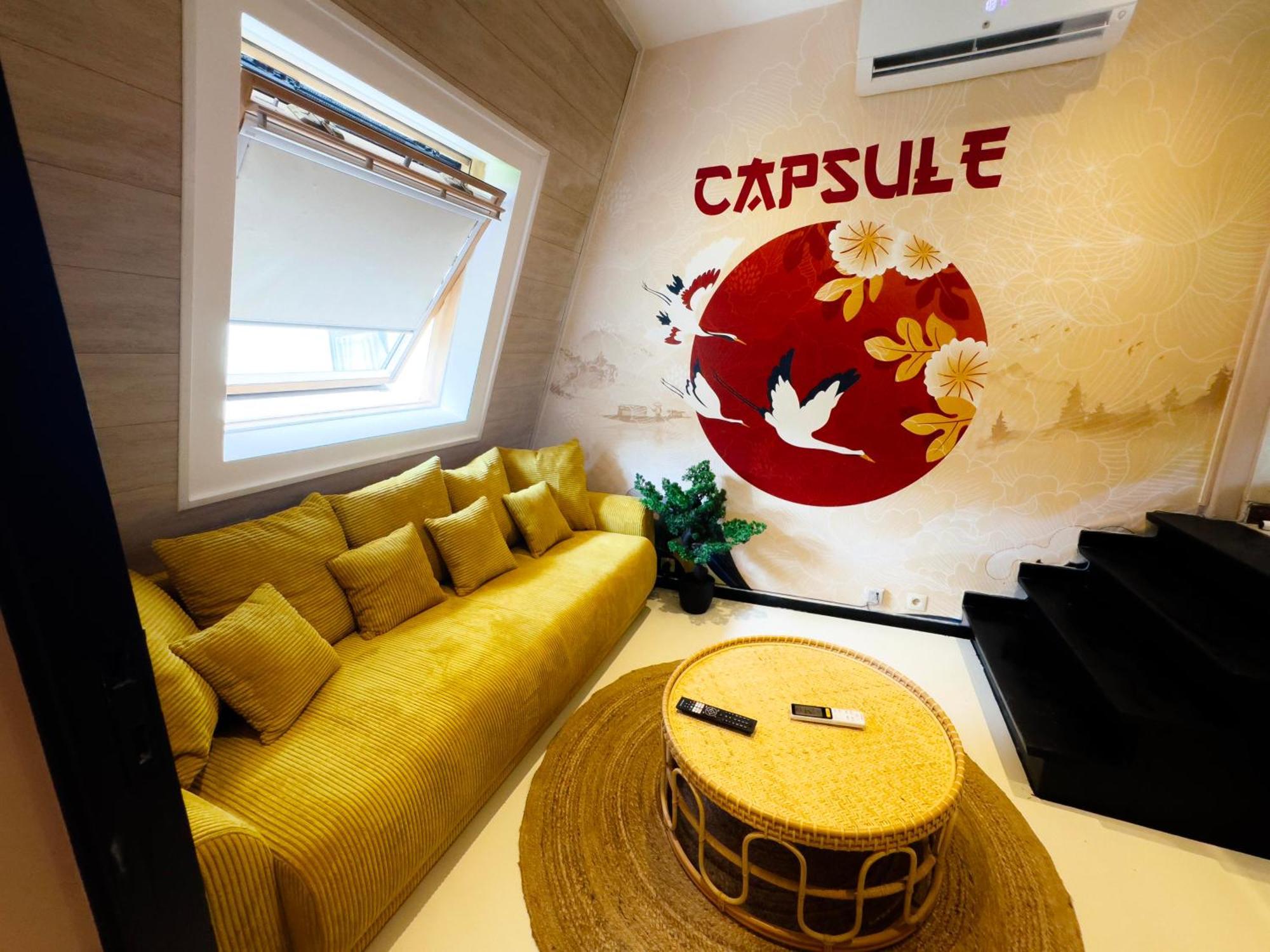 Capsule Lotus-Balneo-Sauna-Billard-Nintendo Hastiere-par-dela المظهر الخارجي الصورة